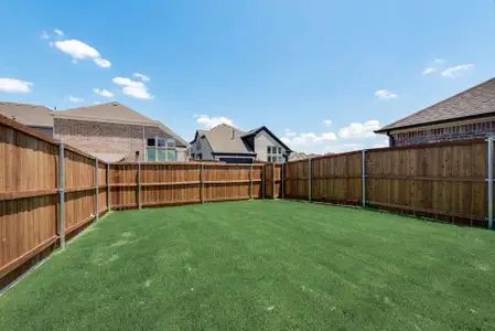 New construction Single-Family house 250 Landon Trl, Fate, TX 75189 plan Roberts - S4308 - image 4