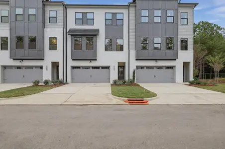 New construction Single-Family house 727 Mildred Oaks Ct, Cary, NC 27519 plan Graywick - image