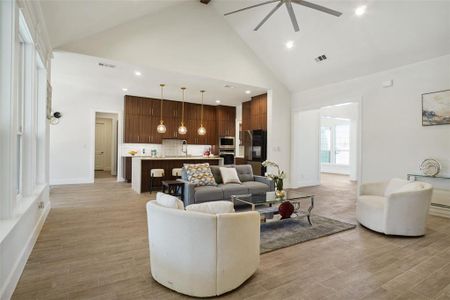 New construction Single-Family house 5021 Glenoaks Ct, Weatherford, TX 76088 null- photo 12 12