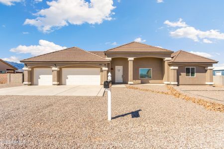 New construction Single-Family house 4156 S Lois Ln, Sierra Vista, AZ 85650 - image