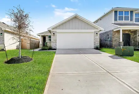 New construction Single-Family house 4401 W Bayou Maison Cir, Dickinson, TX 77539 plan 1503A - image