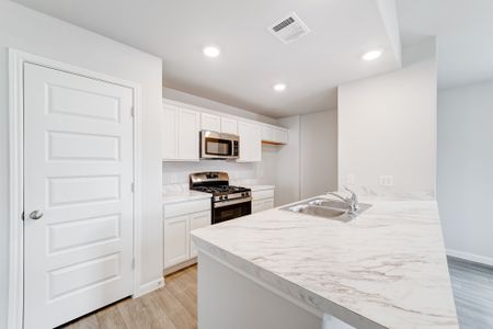 Milford Farms by National HomeCorp in Milford - photo 15 15