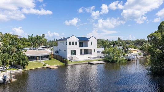 New construction Single-Family house 4692 Dover St Ne, St. Petersburg, FL 33703 - image