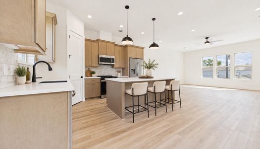New construction Single-Family house 4205 Arlington St, Houston, TX 77018 - image 5