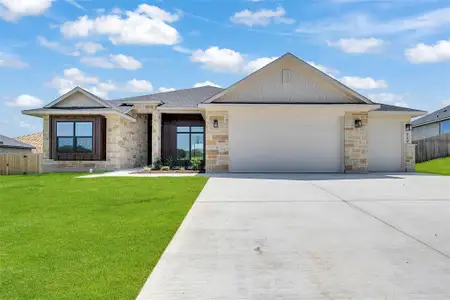 New construction Single-Family house 229 Lasso Lp, Lorena, TX 76655 plan Big Pine Creek - image 2