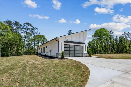 New construction Single-Family house 197 Laura Lake Rd, Marietta, GA 30066 - image