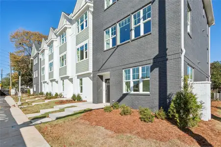 New construction Townhouse house 310 Mcdonough Blvd Se, Unit 101, Atlanta, GA 30315 null- photo 0 0