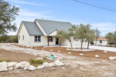 New construction Single-Family house 1190 Fernwood, Fischer, TX 78623 - image