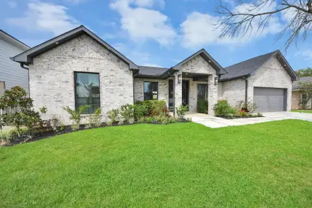 New construction Single-Family house 5806 Honey Grove Ave, Arcola, TX 77583 - image