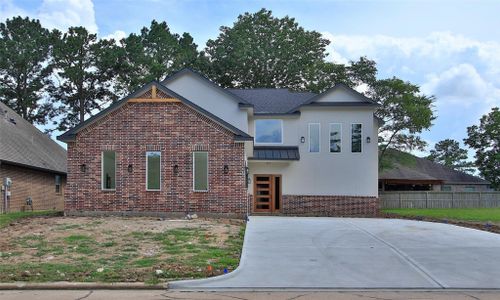 New construction Single-Family house 69 Wick Willow Rd, Montgomery, TX 77356 - image 2