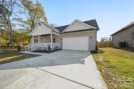 New construction Single-Family house 101 Wadesborough Pl, Wadesboro, NC 28170 - image