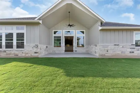 New construction Single-Family house 2301 Tobiano Trce, Georgetown, TX 78633 plan Kennedy - image