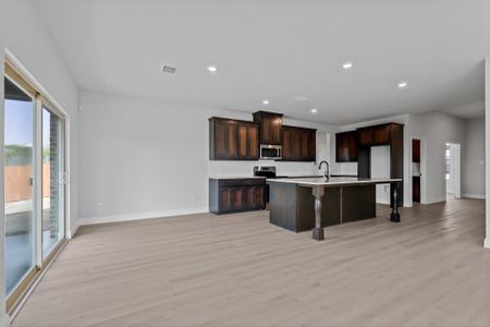 New construction Single-Family house 101 Mesa Dr, Glen Rose, TX 76043 plan Garrison I - image 9