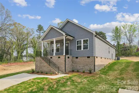 New construction Single-Family house 702 6Th St, Spencer, NC 28159 - image