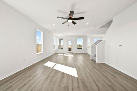 New construction Single-Family house 13233 Kincane Dr, Del Valle, TX 78617 - image 15