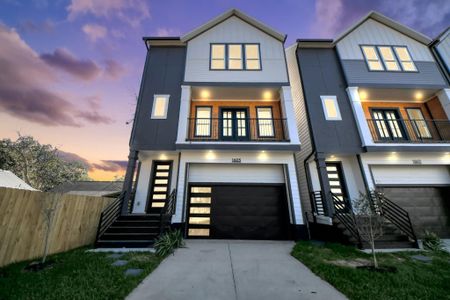 New construction Single-Family house 1605 Sylvester Rd, Houston, TX 77009 - image