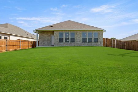 New construction Single-Family house 501 Lakeway Ln, Justin, TX 76247 Cottage- photo 3 3