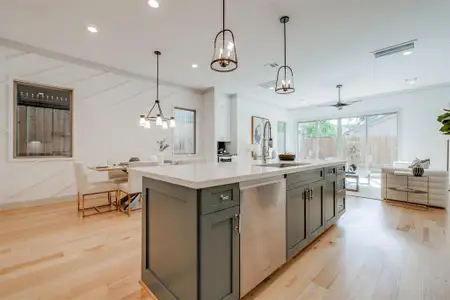 New construction Single-Family house 2115 Huldy St, Houston, TX 77019 null- photo 18 18