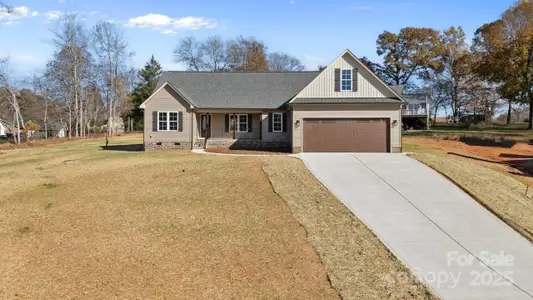 New construction Single-Family house 2583 Wallace Acre Ln, Lincolnton, NC 28092 - image