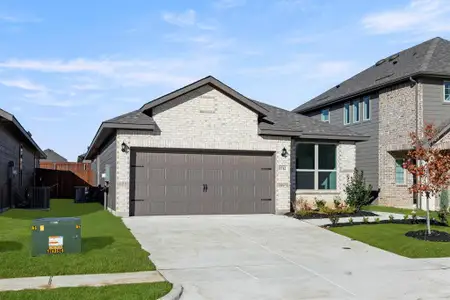 New construction Single-Family house 1712 Elle Ln, Aubrey, TX 76227 plan Birch - image
