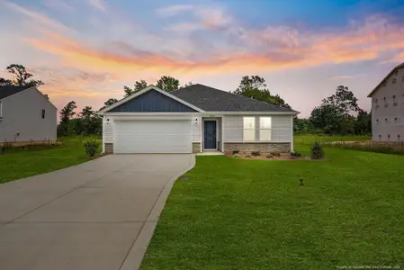 New construction Single-Family house 1601 Percheron Path, Fayetteville, NC 28312 - image