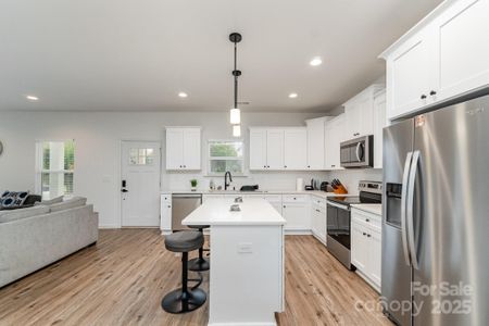 New construction Single-Family house 2513 Pruitt St, Charlotte, NC 28208 - image 17