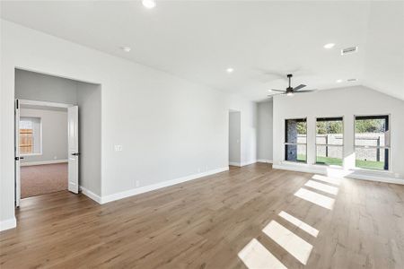 New construction Single-Family house 117 Red Cedar Ct, Balch Springs, TX 75181 null- photo 14 14