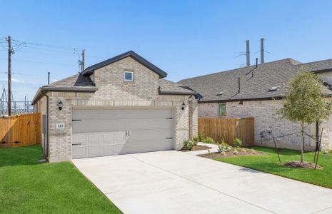 New construction Single-Family house 638 Tailwind Dr, Kyle, TX 78640 plan Beeville - image