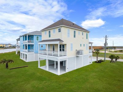New construction Single-Family house 4011 Estuary Ct, Galveston, TX 77554 - image 4