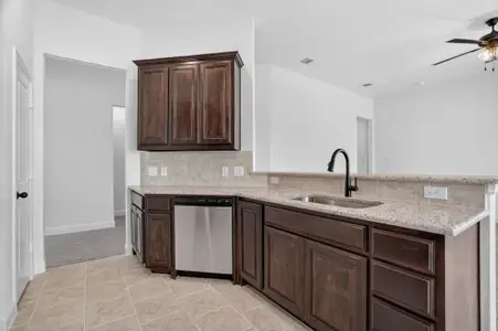 New construction Single-Family house 425 Rose Ave, Cleburne, TX 76033 plan Hanover - image 9