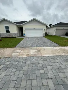 New construction Single-Family house 8666 Dahlia Cir, Unit 8666, Port St. Lucie, FL 34986 - image