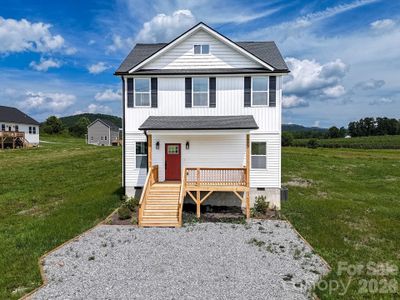 New construction Single-Family house 696 Beehive Rd, Hendersonville, NC 28792 - image