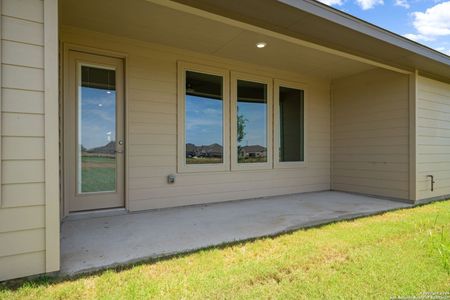 New construction Single-Family house 9306 Chilmark Path, San Antonio, TX 78263 plan Leander - image 16