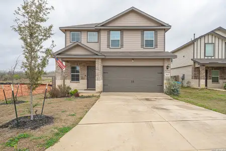 New construction Single-Family house 15623 Mint Patch Mdw, Von Ormy, TX 78073 plan The Madison - image
