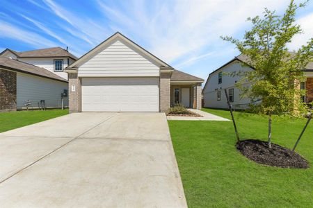 New construction Single-Family house 118 Cape Buffalo Drive, Huntsville, TX 77340 The Belton- photo 0