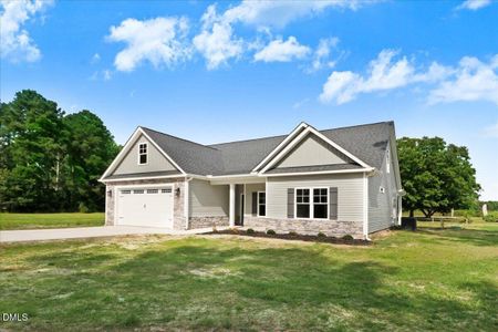 New construction Single-Family house 3803 Huntcliff Dr, La Grange, NC 28551 plan Olivia - image