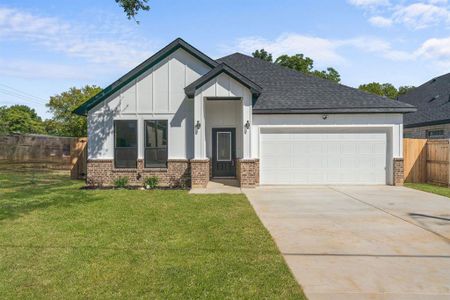 New construction Single-Family house 1506 Lakeview Drive, Grand Prairie, TX 75051 - photo 0