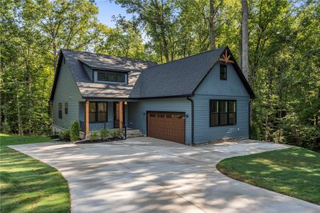 New construction Single-Family house 106 Armory Ct, Ninety Six, SC 29666 plan Bennett - image