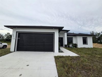 New construction Single-Family house 2614 Nw 26Th Ct, Cape Coral, FL 33993 - image