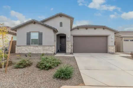 New construction Single-Family house 3221 E Ranchhand Dr, San Tan Valley, AZ 85140 plan Revolution Plan 4083 - image