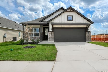 New construction Single-Family house 116 Peeps Ct, Adkins, TX 78101 plan Brodie - image