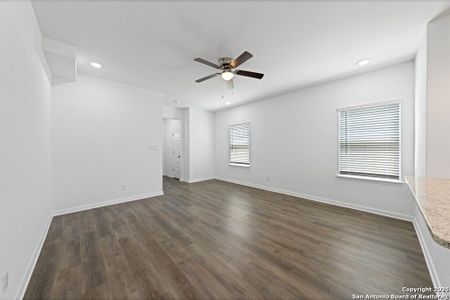 New construction Multi-Family house 6010 Shashi Pl, San Antonio, TX 78244 - image 20