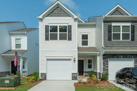 New construction Townhouse house 5617 Ringneck Rd, Charlotte, NC 28216 - image