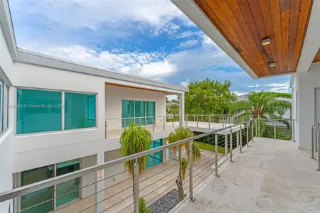 New construction Single-Family house 9101 Sw 69Th Ct, Pinecrest, FL 33156 - image