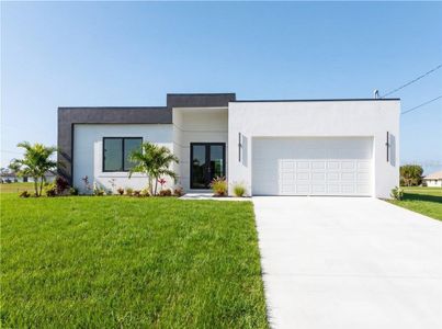New construction Single-Family house 4333 Nw 34Th Ln, Cape Coral, FL 33993 - image