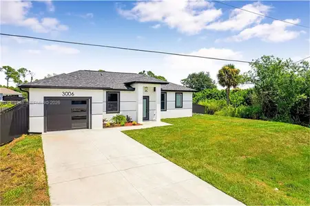 New construction Single-Family house 3006 39Th St Sw, Lehigh Acres, FL 33976 - image