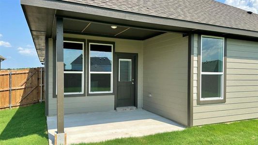 New construction Single-Family house 10520 Blue Lapis Rd, Fort Worth, TX 76036 plan PARROT - image