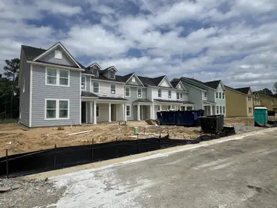 New construction Townhouse house 827 Alma Square Dr, Moncks Corner, SC 29461 plan Meadowbrook - Townhomes - image
