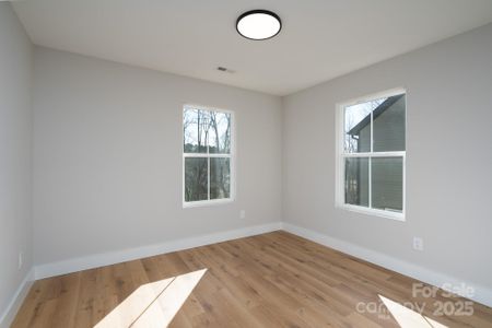 New construction Single-Family house 527 Crowell Ave, Statesville, NC 28677 null- photo 7 7