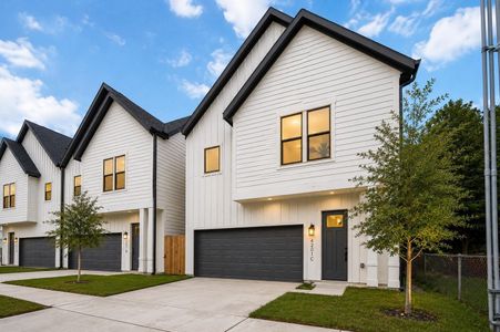 New construction Single-Family house 4201 Oats St, Unit C, Houston, TX 77020 - image